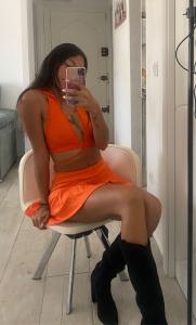 Chica busca chico en Cádiz: 