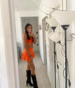 Chica busca chico en Cádiz: 