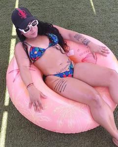 Chica busca chico en Granada: 