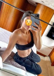 Chica busca chico en Almería: 