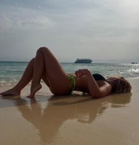 Chica busca chico en Tenerife: 