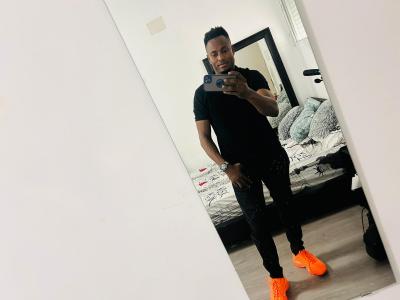 643882257: Chico busca chica en Madrid