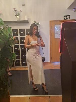 663893158: Chica busca chico en Madrid