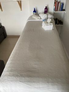 615624323: Chica busca chico en Málaga