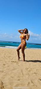 631451159: Chica busca chico en Almería