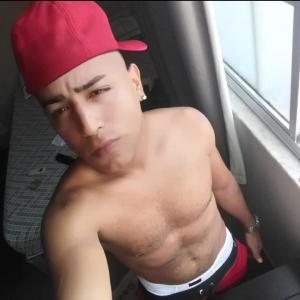 634357994: Chica busca chico en Valencia