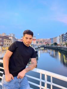 624048920: Chico busca chica en Valladolid