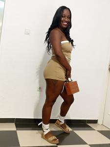 622465673: Chica busca chico en Sevilla