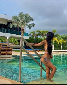 Chica busca chico en Zaragoza: Chica busca chico
