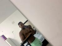 643882257: Chico busca chica en Madrid