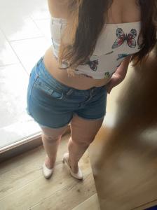 Chica busca chico en Cádiz: 