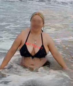 Chica busca chico en Cádiz: 