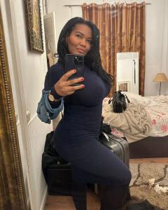 662055758: Chica busca chico en Barcelona