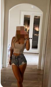 Chica busca chico en Cádiz: 