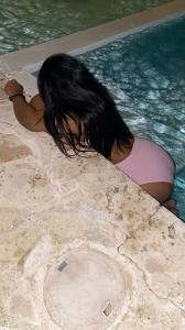 Chica busca chico en Almería: 