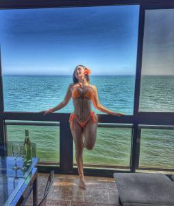 623478883: Chica busca chico en La Coruña