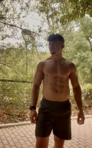 667968698: Chico busca chica en Barcelona