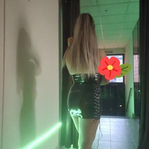 641334014: Chica busca chico en Orense