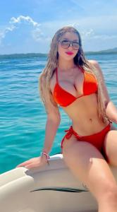 Chica busca chico en Ibiza: 