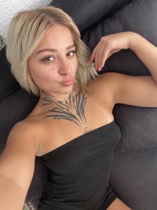 Chica busca chico en Almería: 