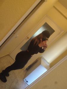 Chica busca chico en Huelva: 