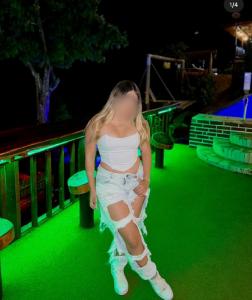 Chica busca chico en Cádiz: 