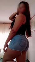 613392225: Chica busca chico en Barcelona