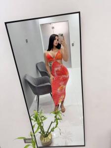 Chica busca chico en Granada: 