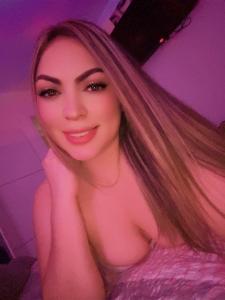Chica busca chico en Sevilla: 