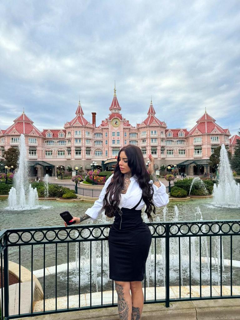 613332470: Travesti en Valencia