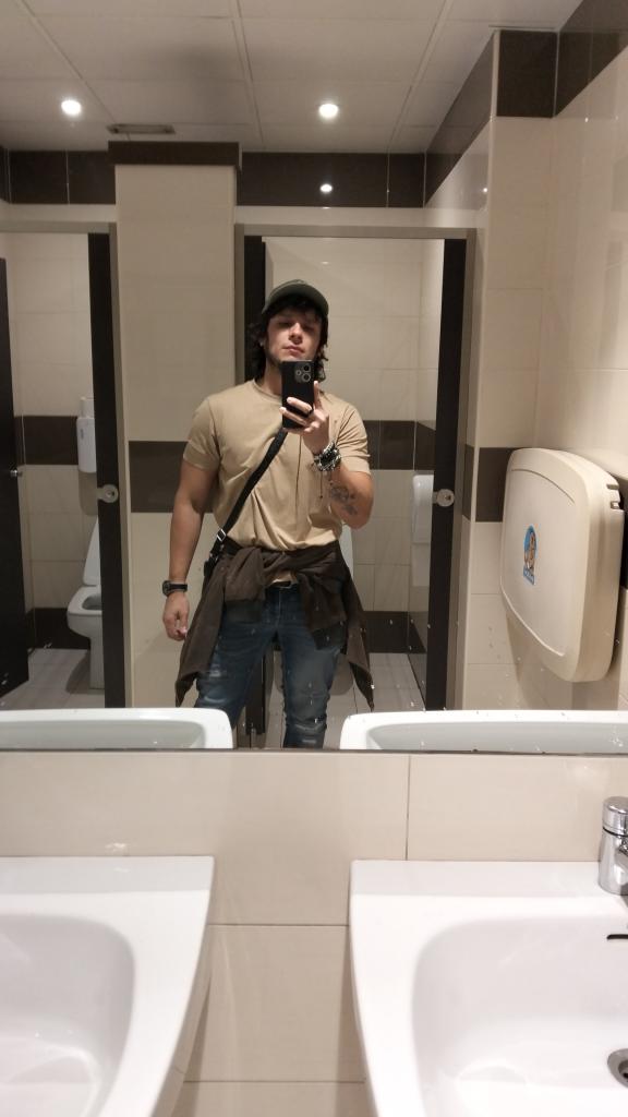 Chico busca chica en Madrid: 