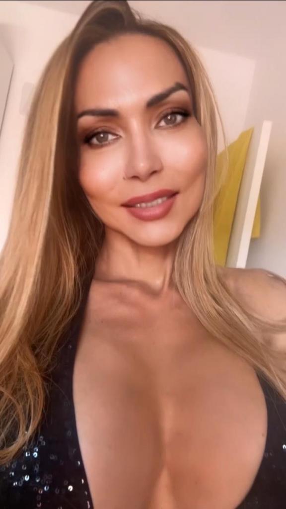 632918479: Transexual en Barcelona