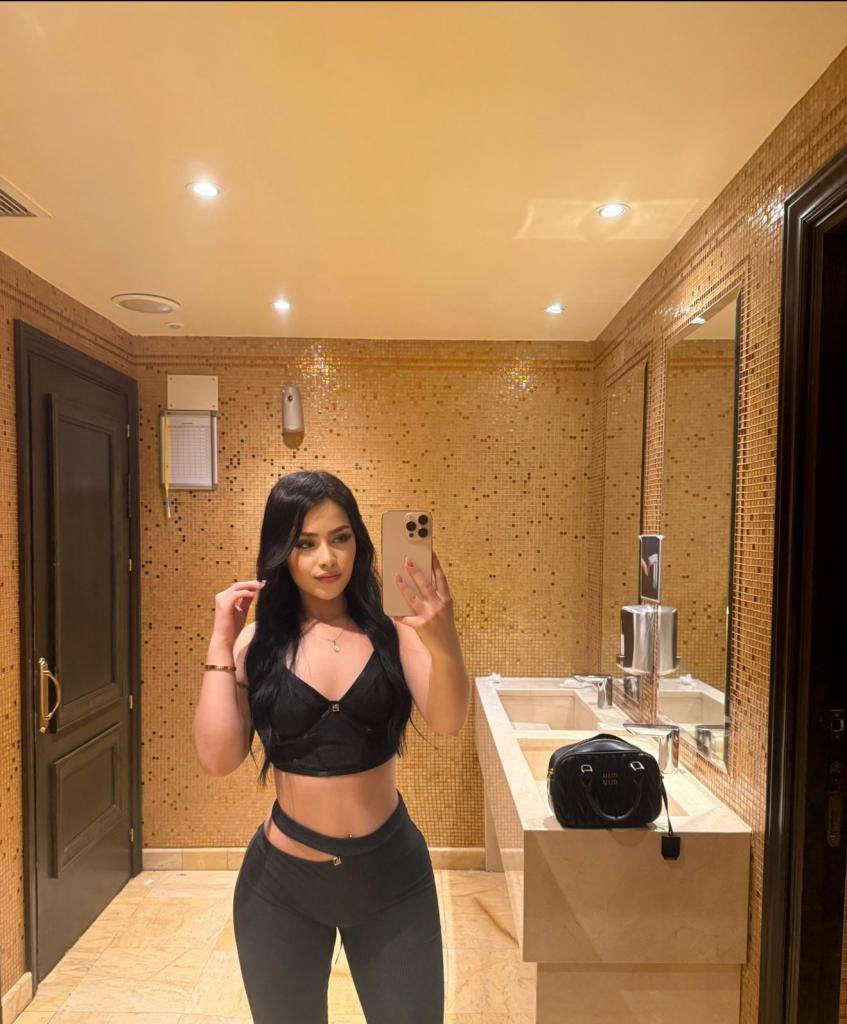 Chica busca chico en Cádiz: 