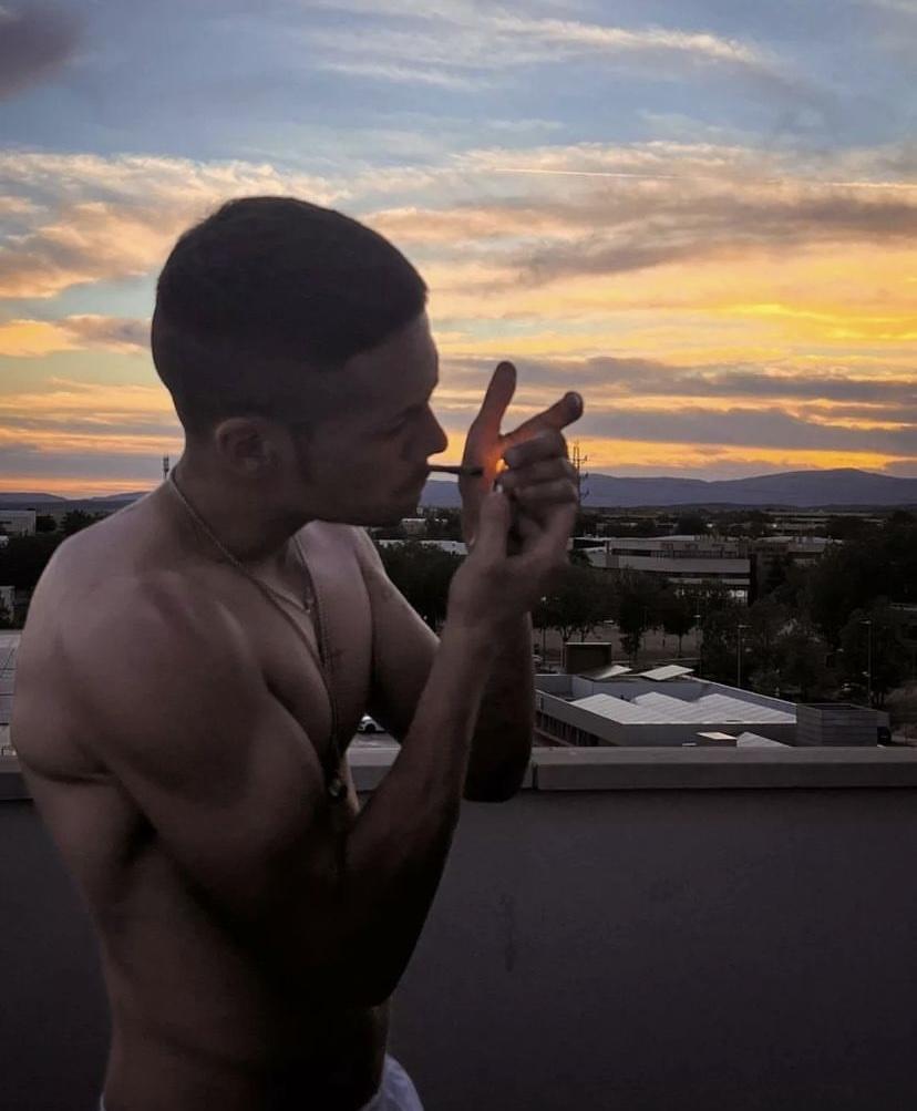 Chico busca chica en Málaga: 