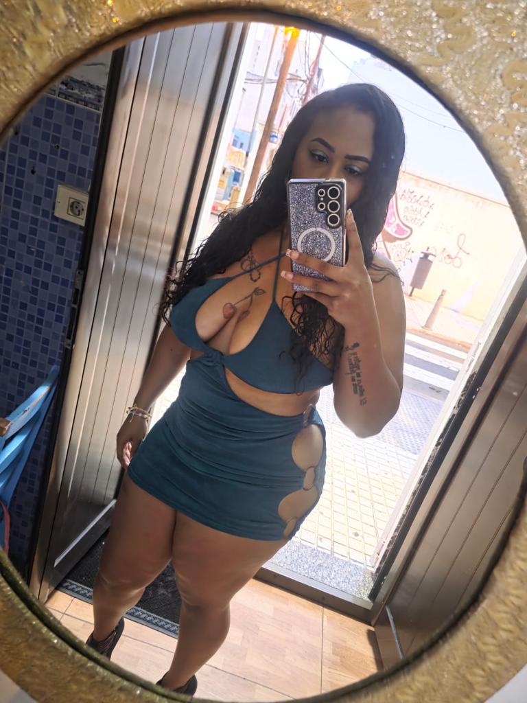 Chica busca chico en Las Palmas: Chica busca chico