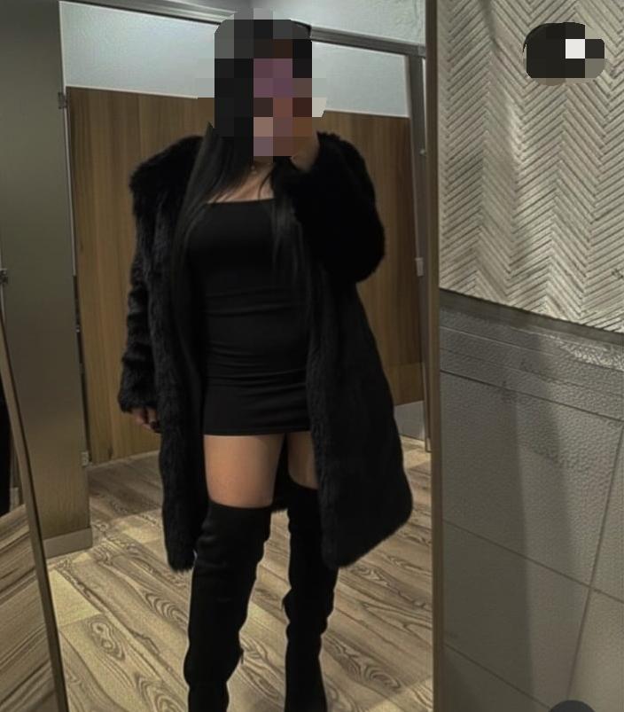 Chica busca chico en Sevilla: 