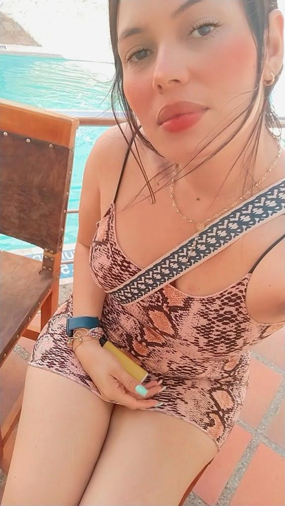 Chica busca chico en Granada: 