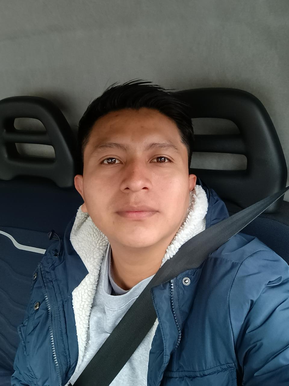 671437532: Chico busca chica en Barcelona