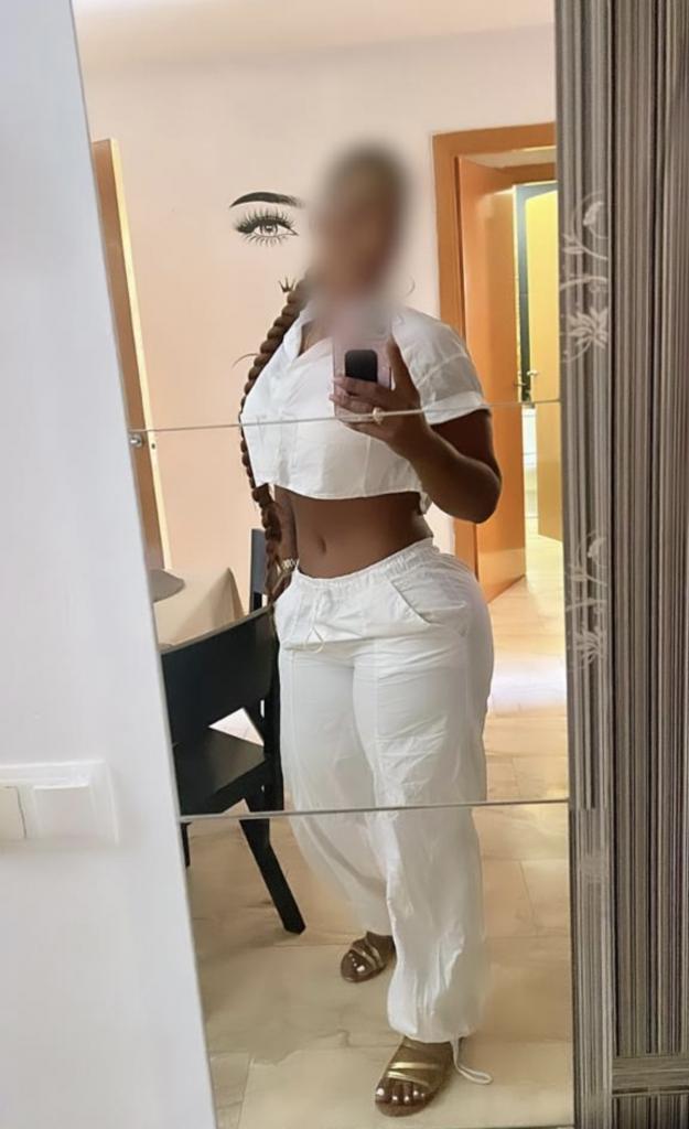 Chica busca chico en Barcelona: 