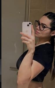 627319561: Chica busca chico en La Coruña