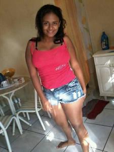 624535542: Chica busca chico en Barcelona