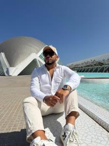 682318123: Chico busca chica en Madrid