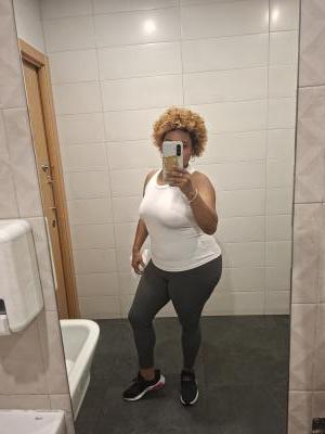 631901147: Chica busca chico en Cáceres