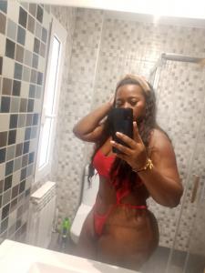 613865687: Chica busca chico en Zaragoza