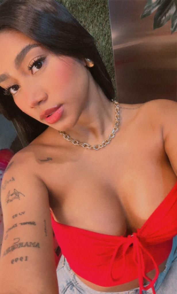 Chica busca chico en Málaga: Chica busca chico