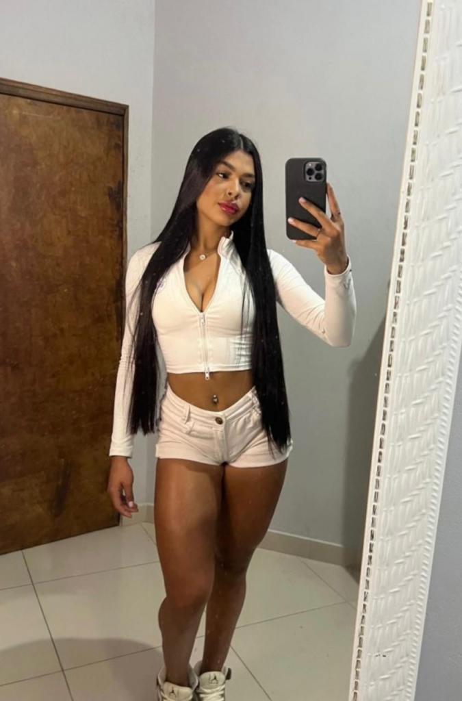 Chica busca chico en Granada: 