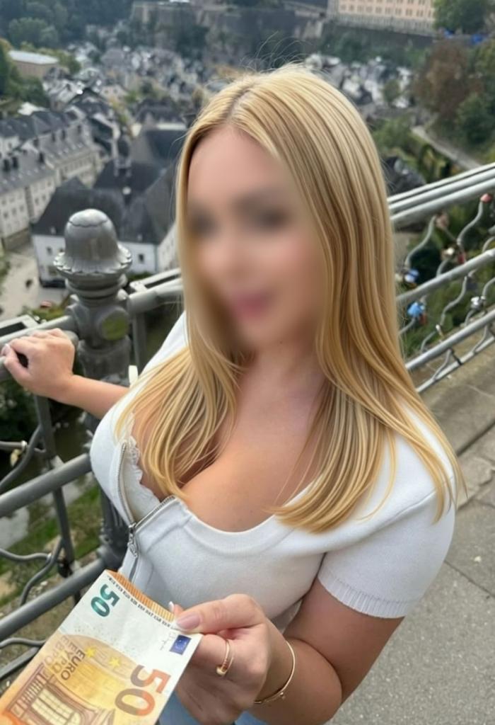 Chica busca chico en La Coruña: 