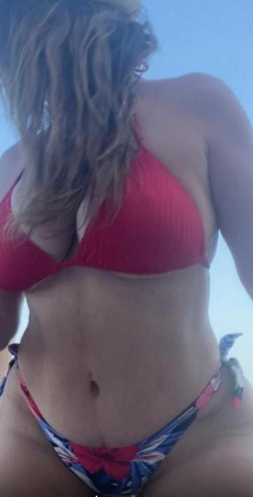 634034355: Chica busca chico en Tarragona