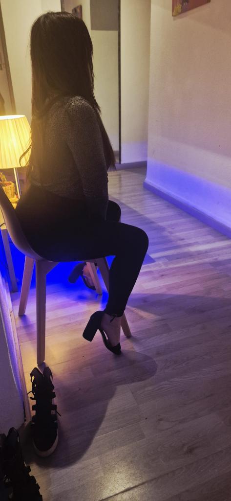 Chica busca chico en Barcelona: 