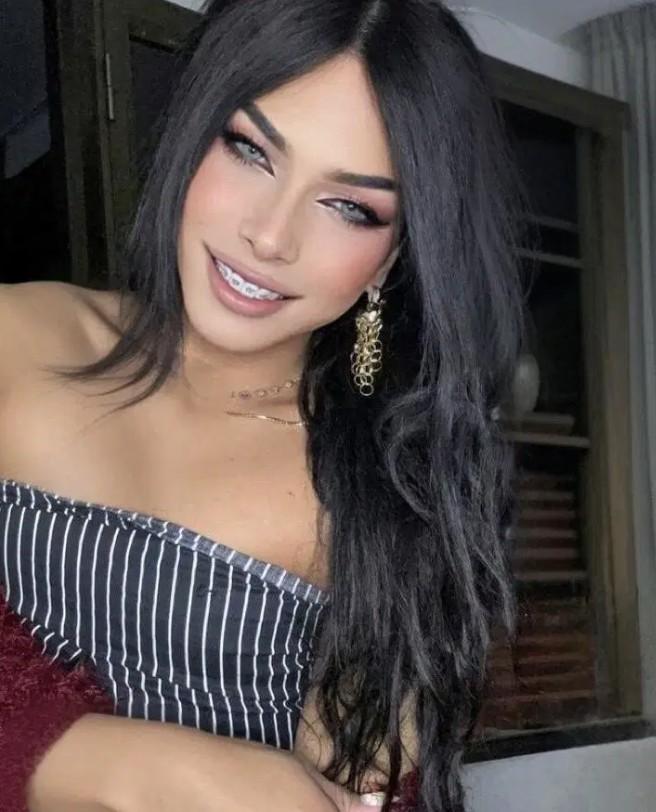 643405353: Chica busca chico en Almería